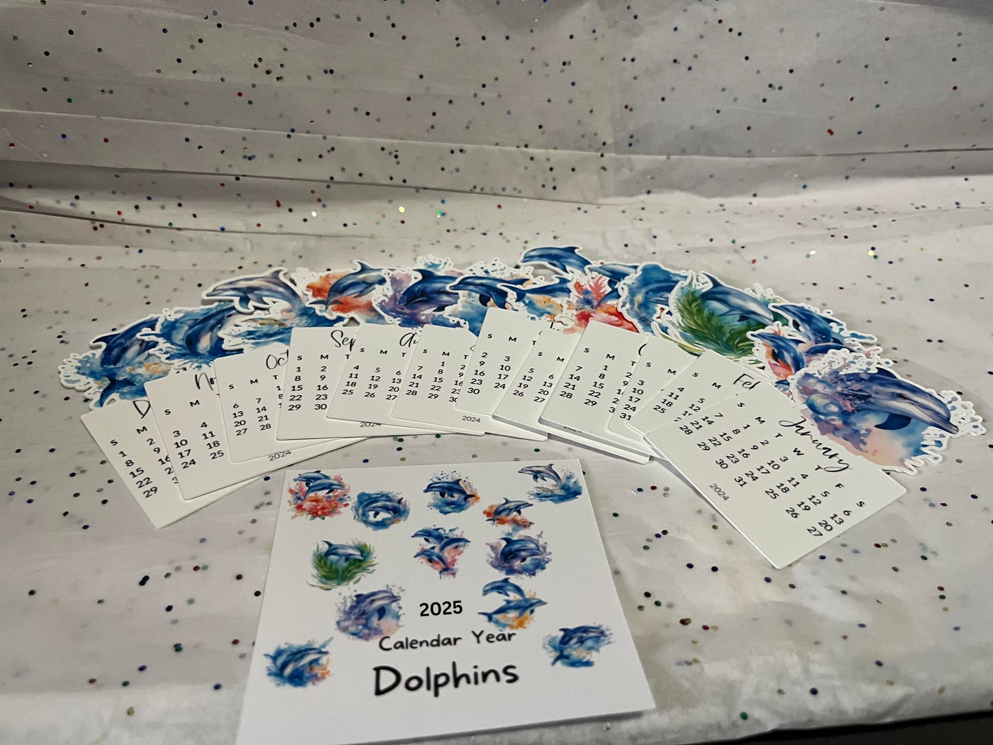 Dolphin cut desk calendar 2025 W/ Stand